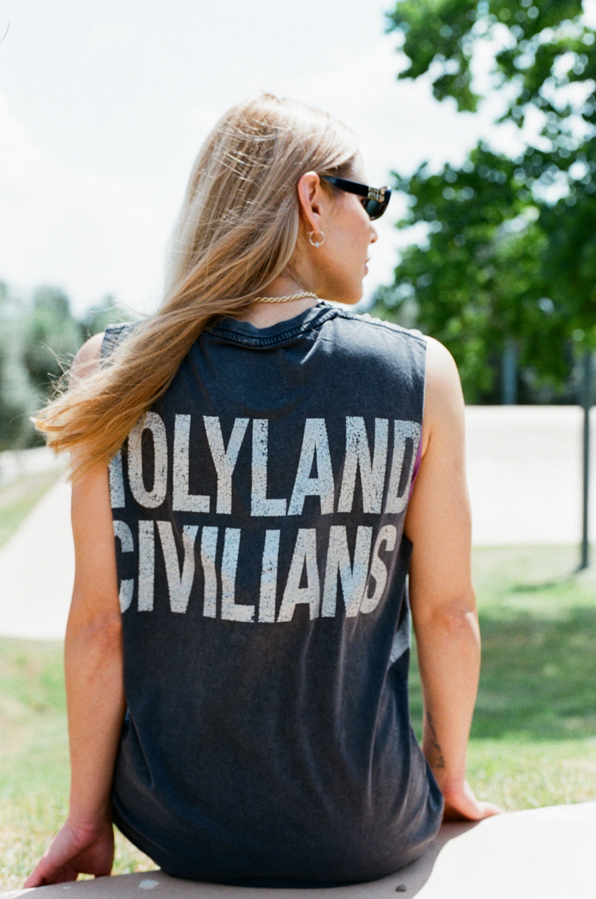 HOLYLAND CIVILIANS SILVER SLEEVELESS TANK HOLYLAND CIVILIANS IL