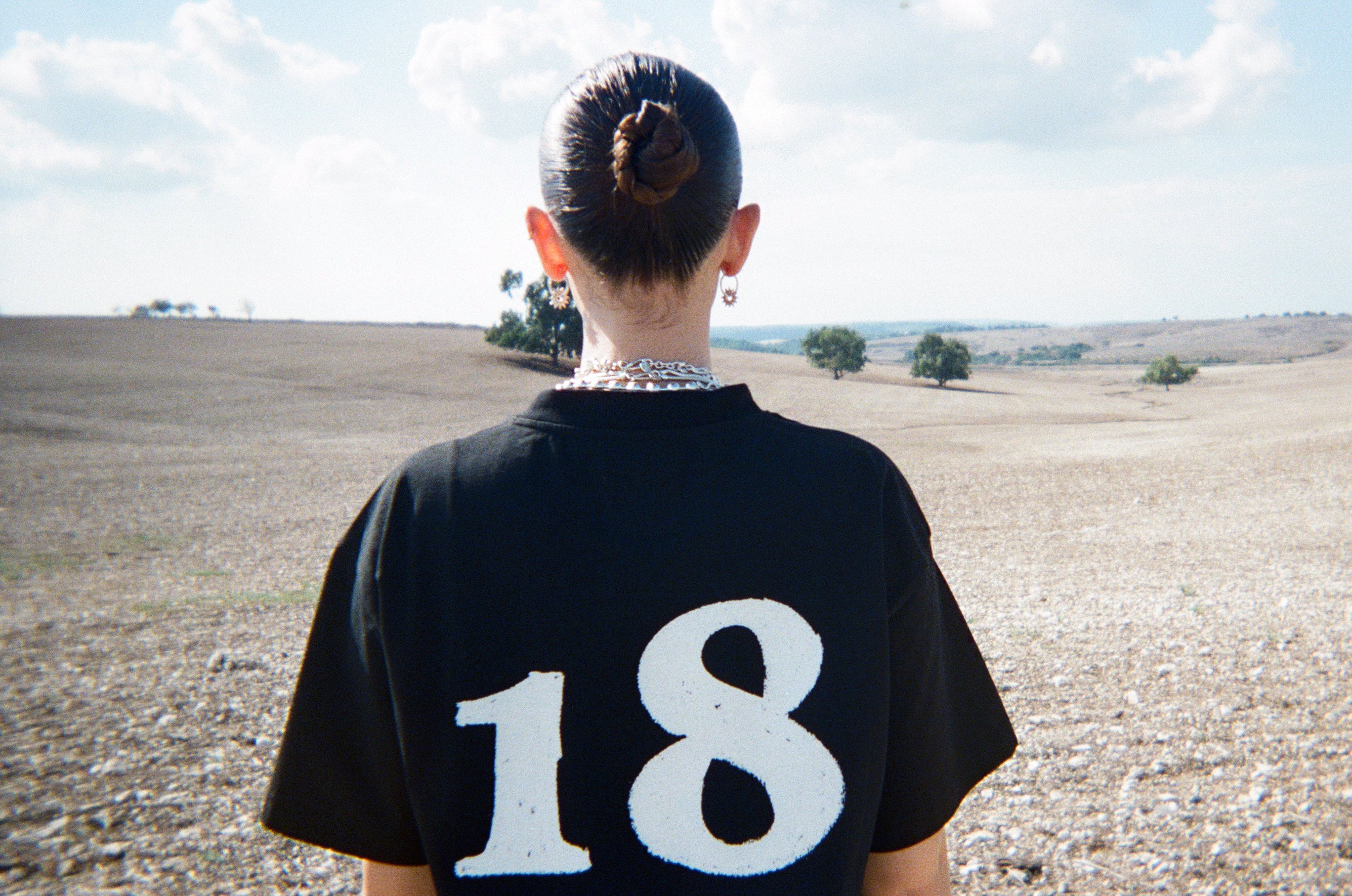 EIGHTEEN T-SHIRT HOLYLAND CIVILIANS IL